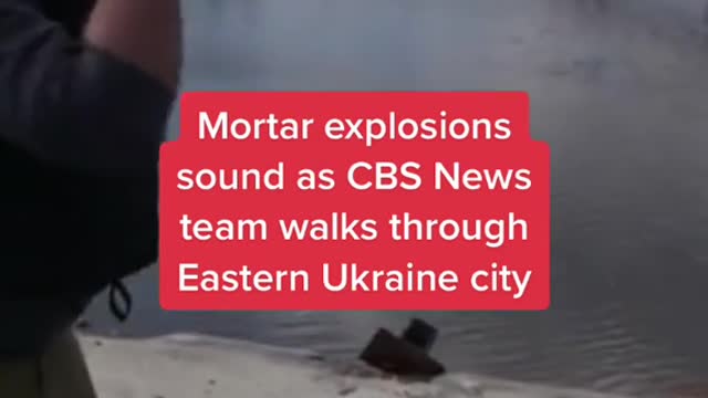 Mortar explosions sound as CBS News team walks through Eastern Ukraine city