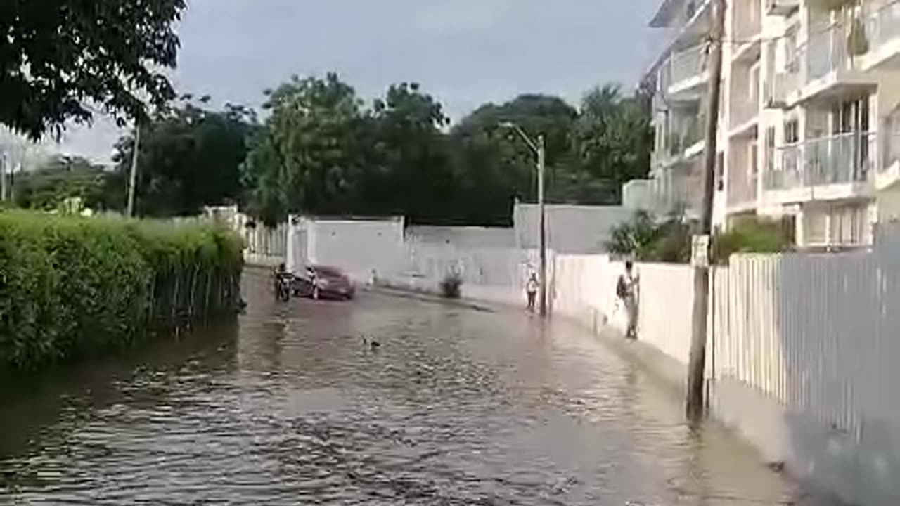 Aguas estancadas en El Country