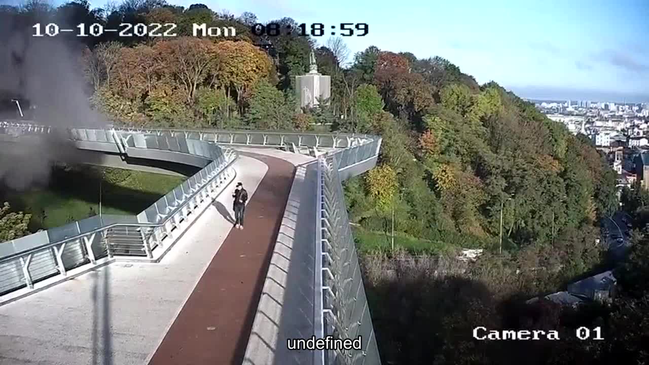 "Klychka" bridge: another video from surveillance cameras