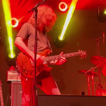 Jeremy Schon (Pigeons Playing Ping Pong) - LIVE @ Avondale (Short 7)