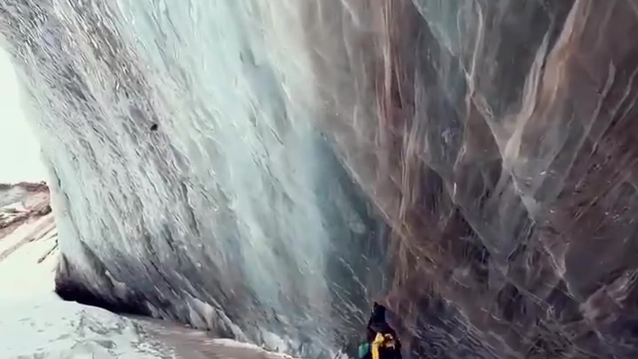 KAZAKHSTAN’S BREATHTAKING GLACIERS