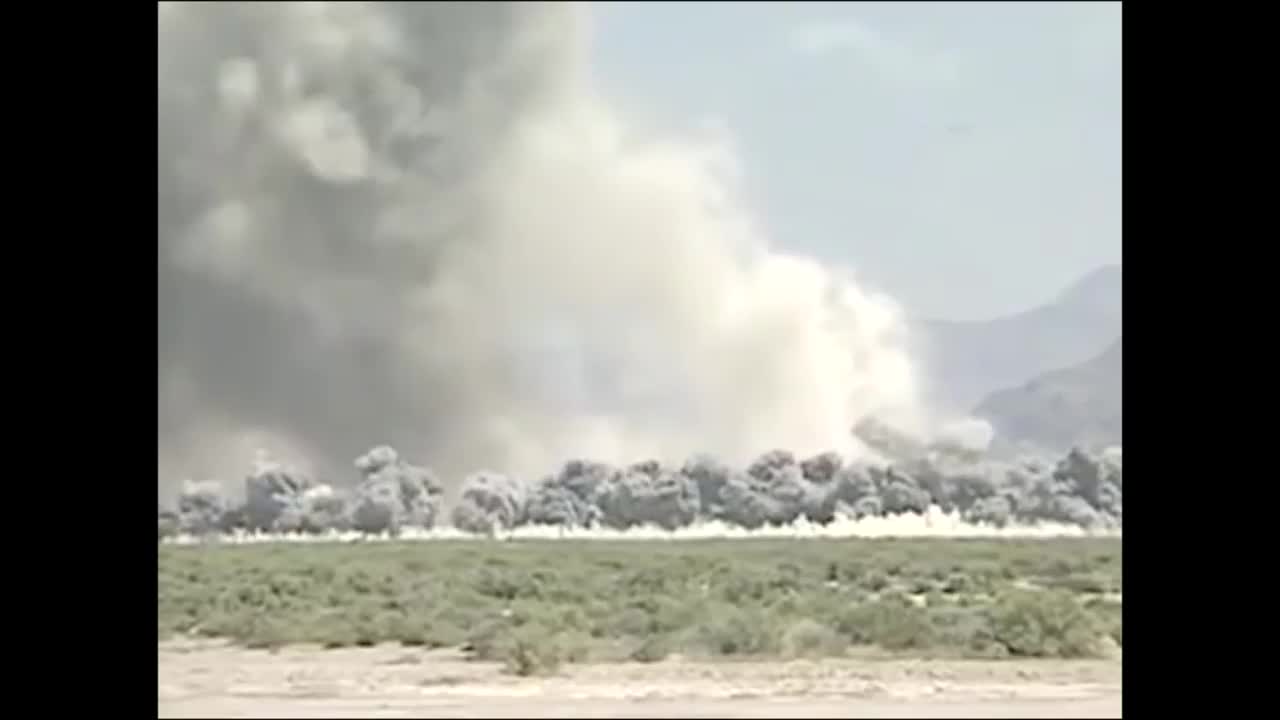 Stunning Video of B-1 Lancer in Action • Takeoff & Landing [Training Footage]7