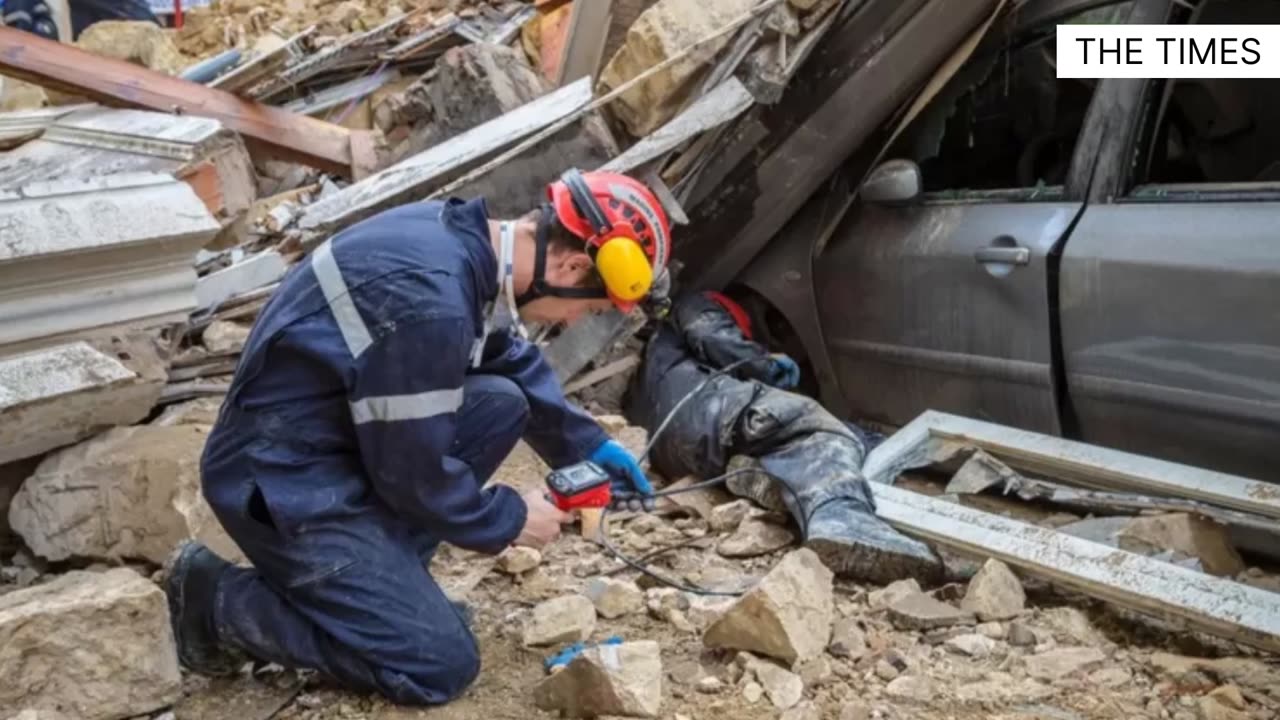 Marseille building collapses with eight people unaccounted for