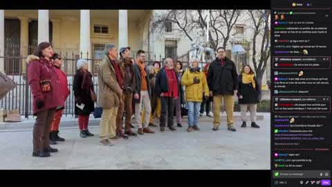 2022-12-17 (5bis) - chant (avec énorme lag) - Twitch Triskelina (version avec chat)