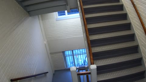 3895FHOB05Stair7_2021-01-06_07h36min18s300ms.mp4