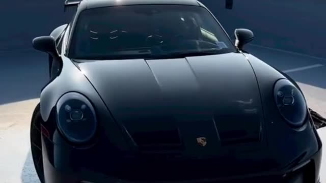 Uncovering this incredible 992 GT3 😍