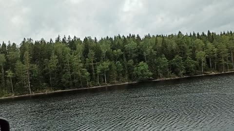 Kör förbi Ramsjön. 21 Aug. 2020