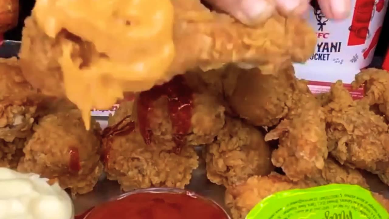 ASMR EATING KFC WHOLE MENU,CHICKEN LEG PIECE,ZINGER BURGER #EATINGVIDEOS #spiceasmr #shorts #mukbang