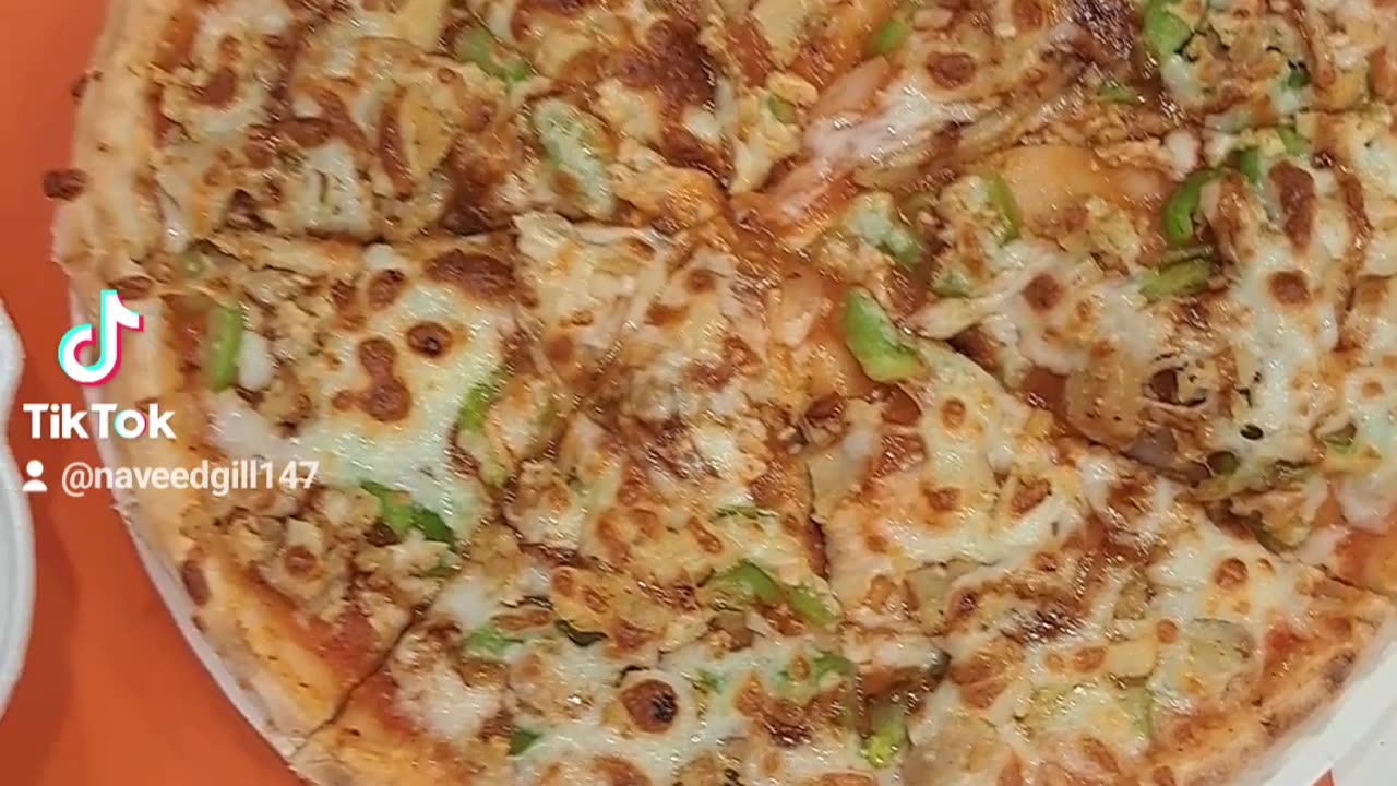 Chicken pizza cheese Sahan arabic chicken shawarma