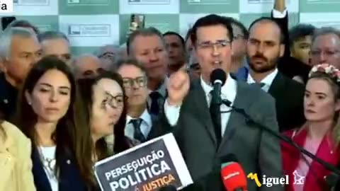 .@deltanmd está apelando por sua ajuda, por sua voz 🗣️