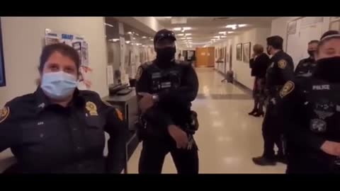 when you know you're shit 👮‍♀️ and you know your shit 👨