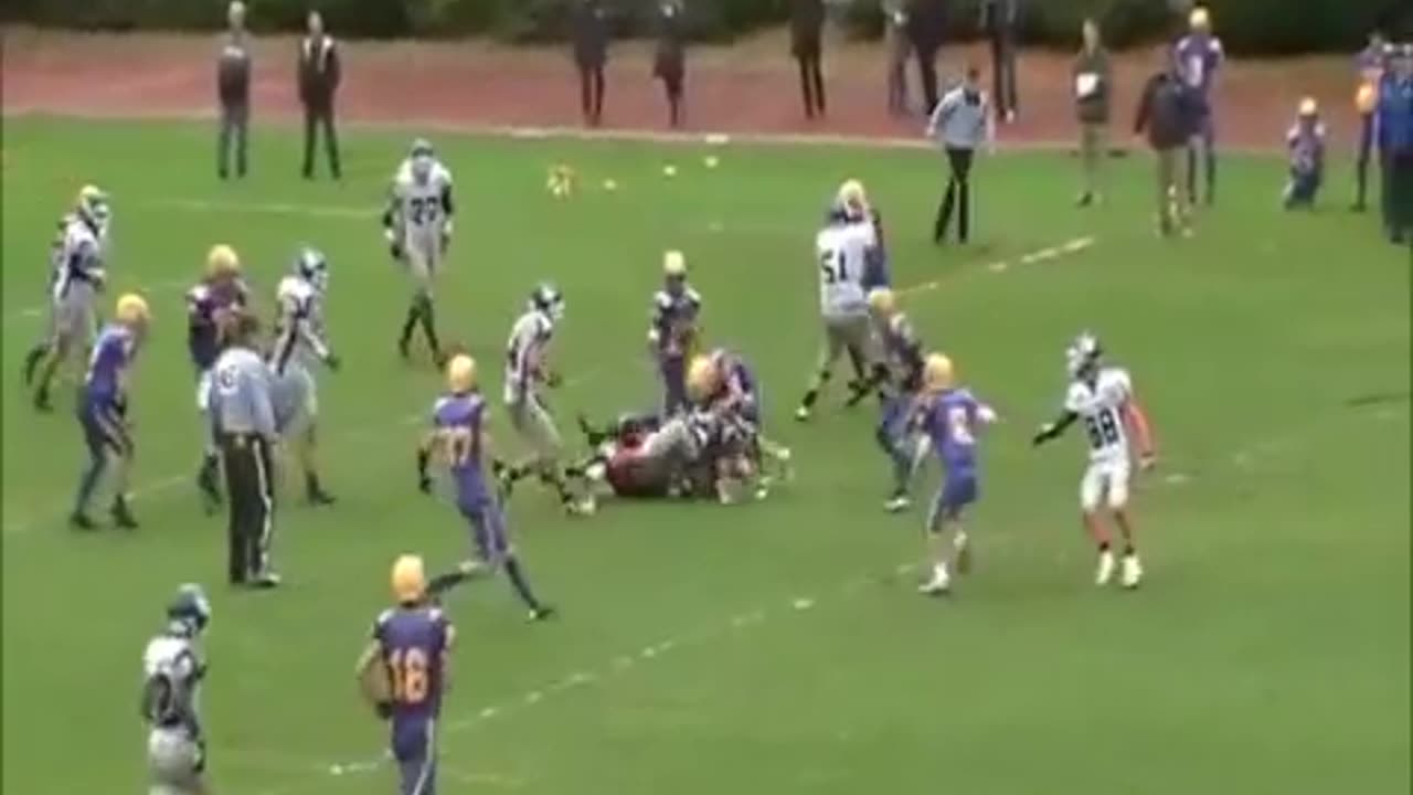 2012 WHALERS VARSITY vs HANDSWORTH ROYALS