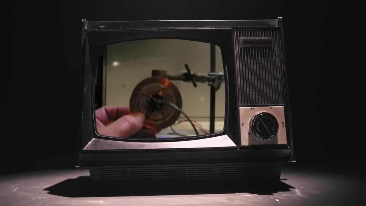 Incoherent electrostatics is a stronger force than alleged gravity