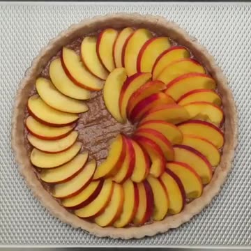 Peach tart cake