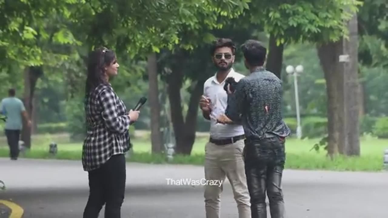 waterballoonprank #ReporterThrowingWaterBalloons #ThrowingWaterBalloonPrank