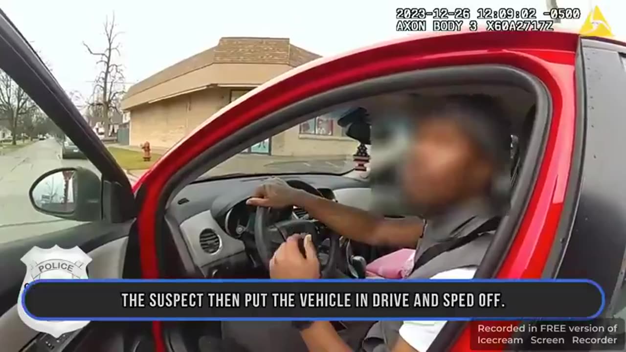 Black Man Speeds Away from Police During Traffic Stop and Crashes into Truck.mp4