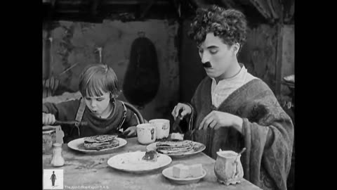 Pancake scene ( The Kid ) Charlie Chaplin | Celebraty World