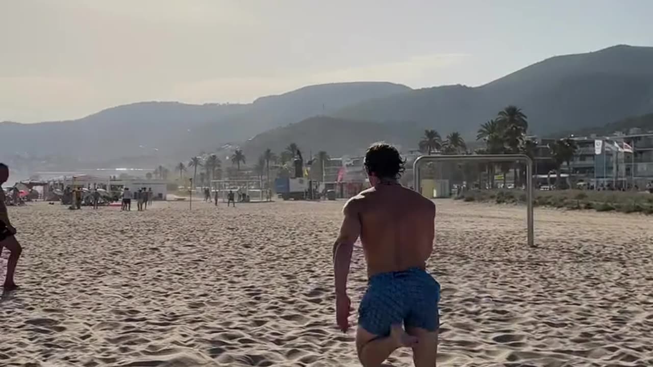 Hitting the sand track, running fastly on sand