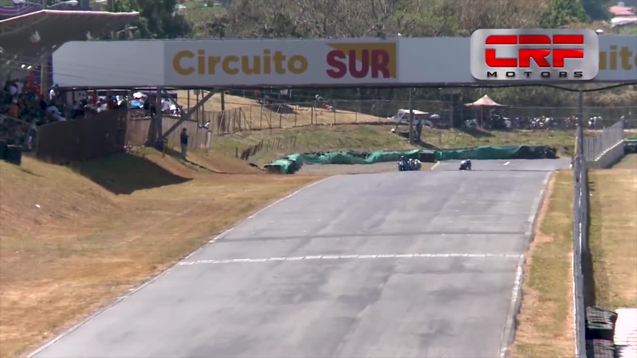 2 pilotos são suspensos por causa de briga durante corrida