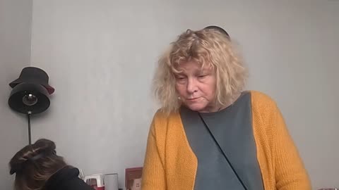 2023-04-13 (1) - Café Maya ménage - Twitch Meutemediatique