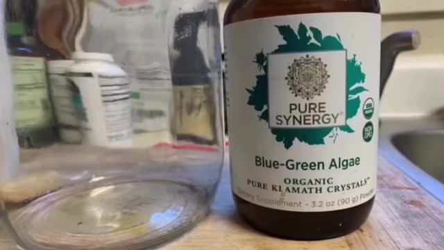 Klamath lake blue green algae superfood