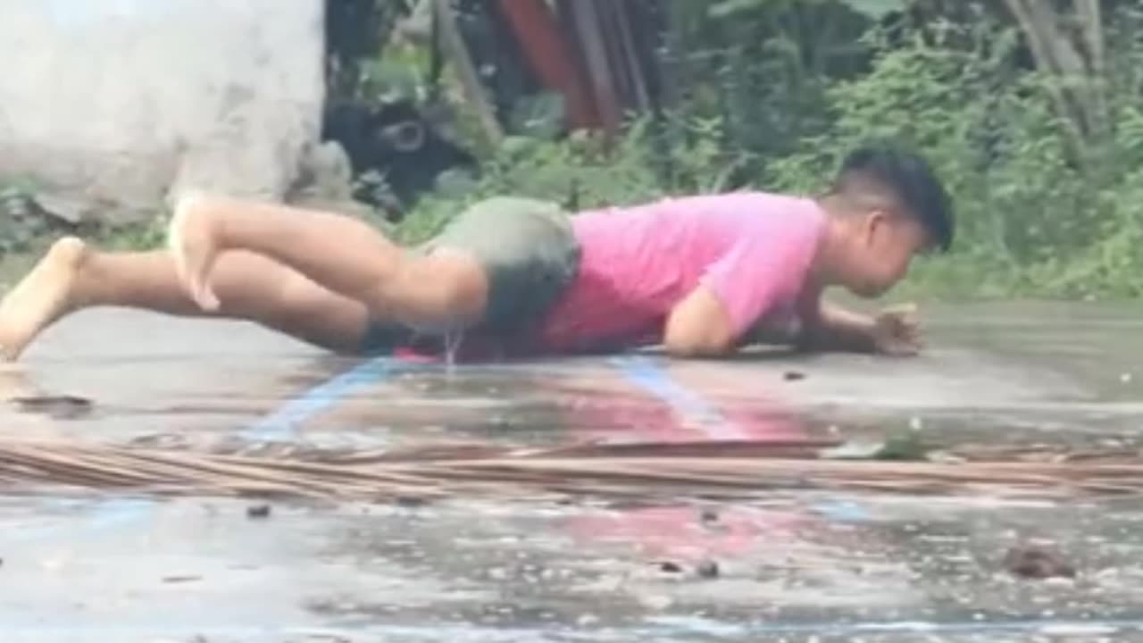 LOL12🤣
