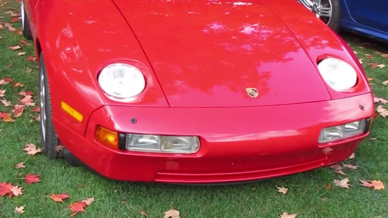 Porsche 928