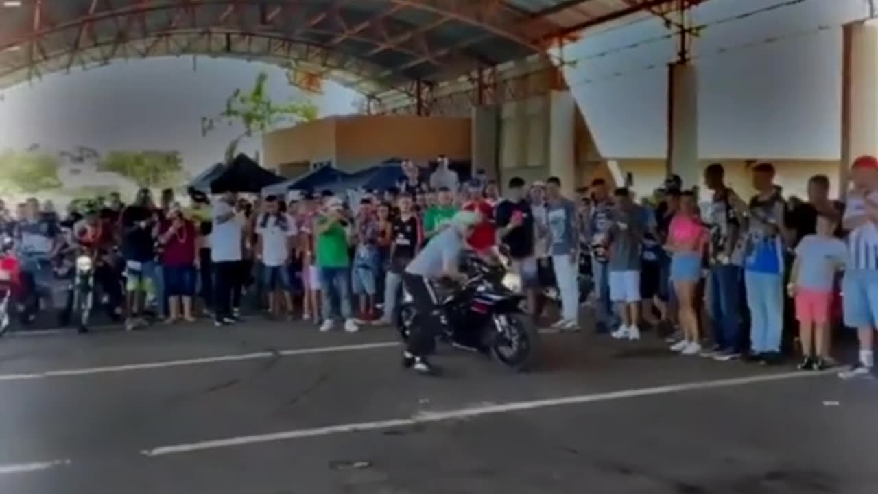 Bike stunts