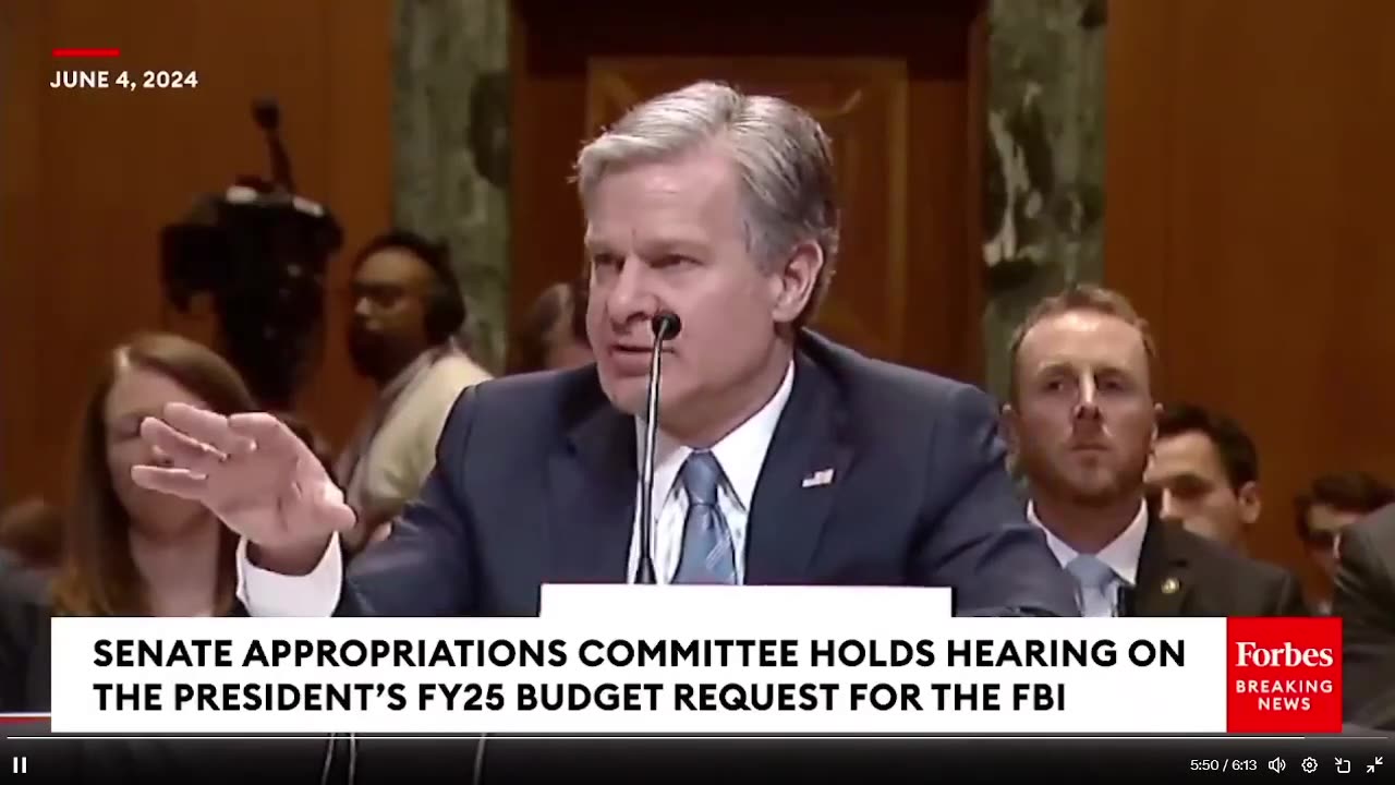 🚨Thượng nghị sĩ Kennedy hỏi Giám đốc FBI Wray UNDER OATH về hoạt động tống tiền tình dục của Epstein