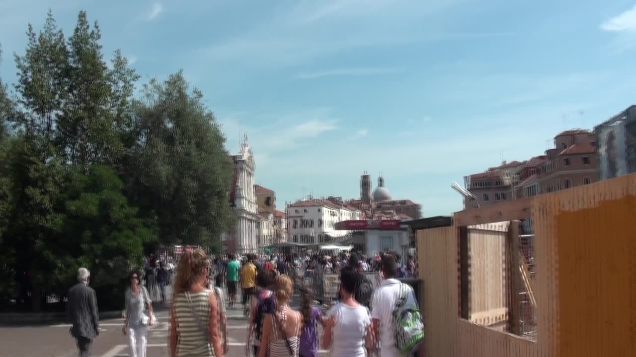 00018-aac.mov