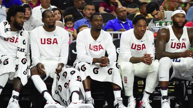 Kevin Durant Flips Off Draymond Green, Team USA Mocks Green's Dick Pic