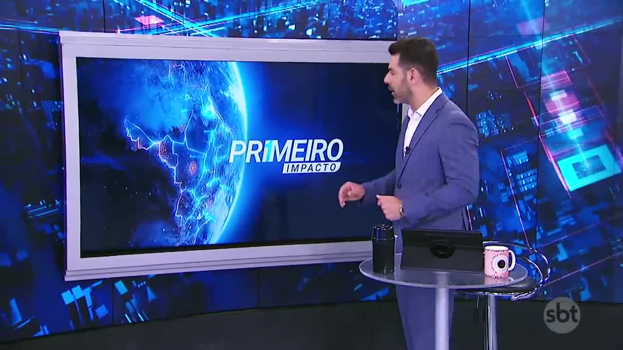 Motorista e caminhoneiro saem na porrada no meio de rodovia | Primeiro Impacto (27/10/22)