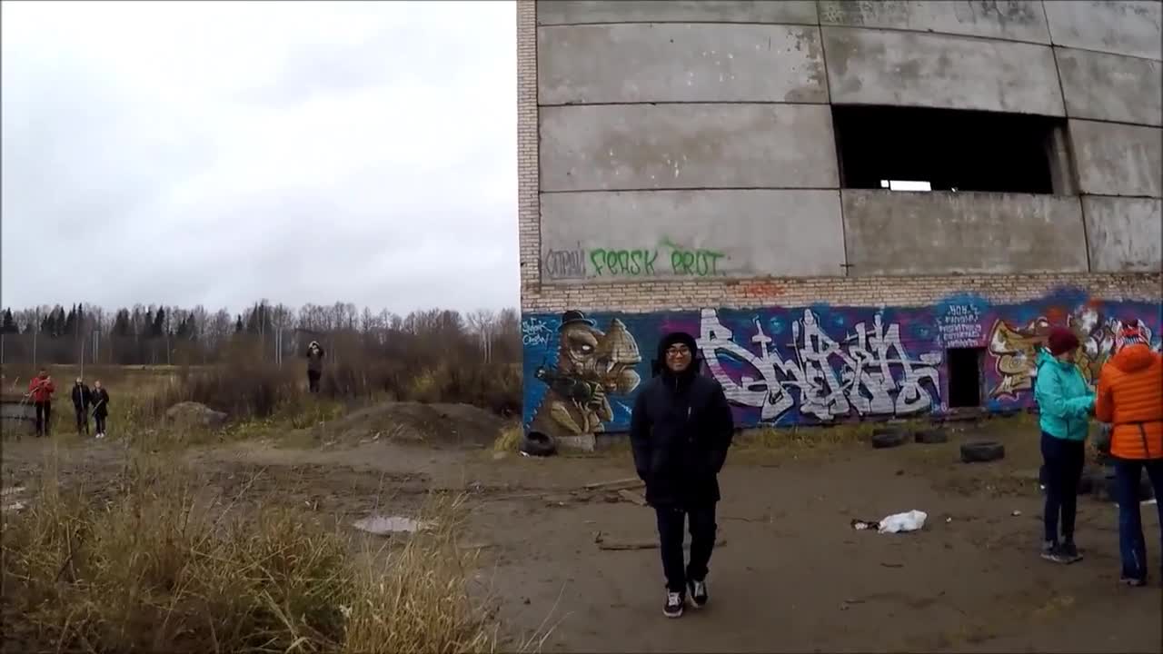 Korean guy in Russia\Rope jump