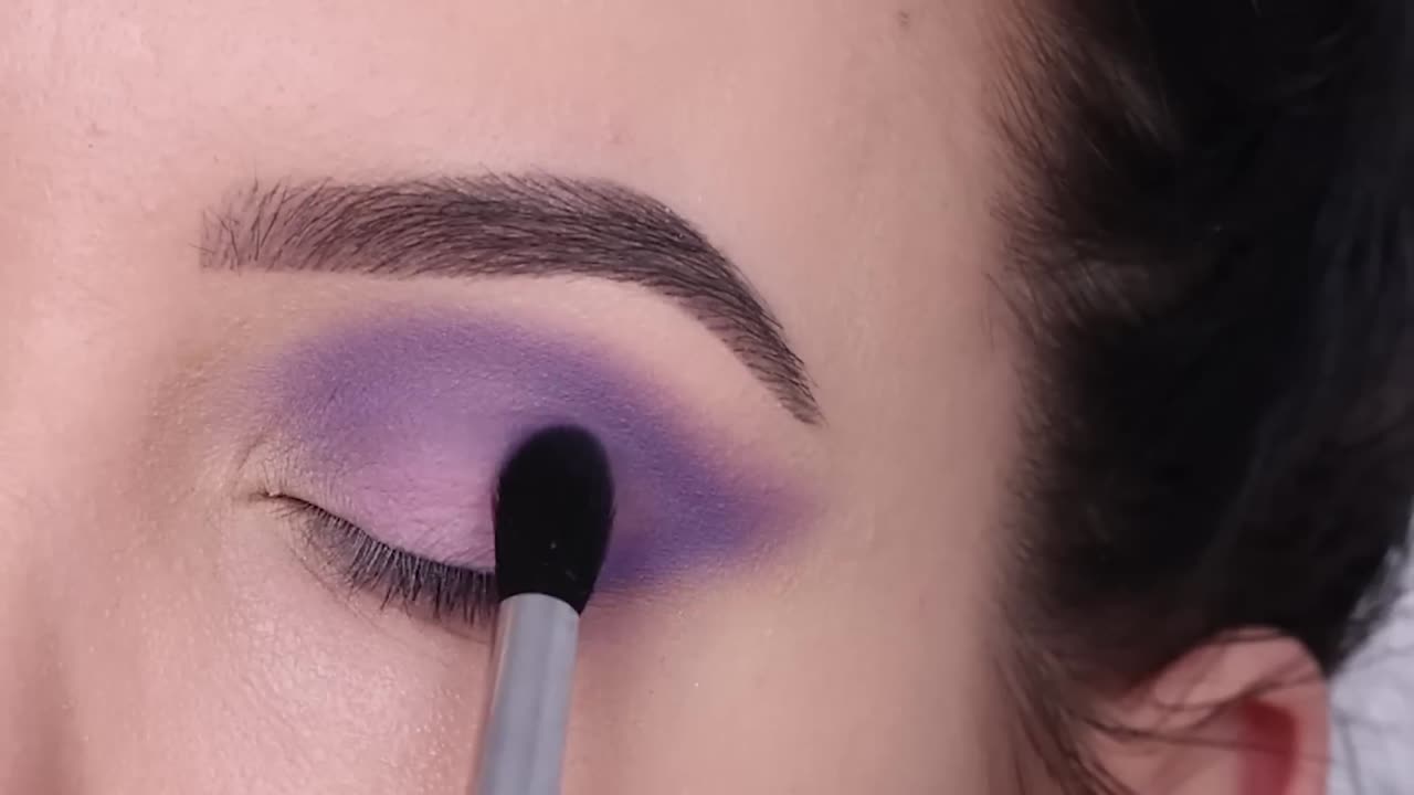 Lavender Soft Glam Eye Makeup Tutorial