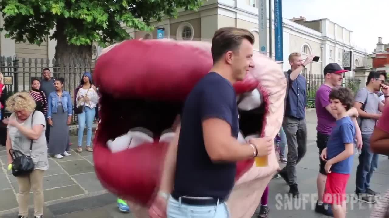 Human Body Parts in London Unduh