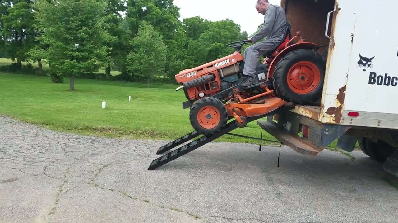 Moving the Kubota B7100. Yipes