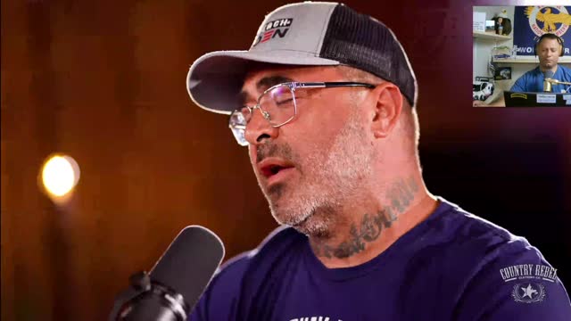 Aaron Lewis sings 'Am I The Only One' - warning may bring tears