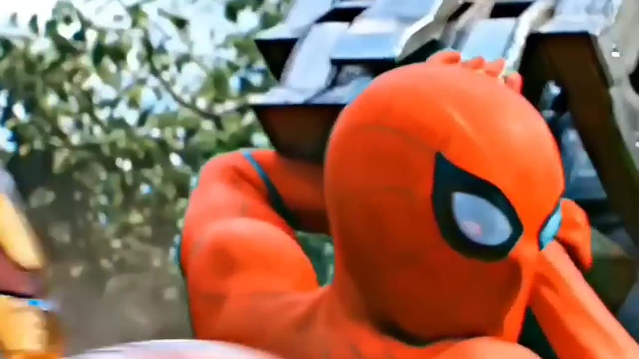 Spiderman Vs Thor who is colder