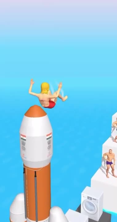 SQUEEZE Girl jumps and crushes everything in its path !!! funny game🏃‍♀️