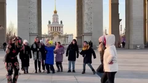 the new popular dance of the moment