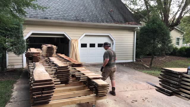 From Logs to Charcuterie Boards Part 2 - Drying the wood with the Wood-Mizer KD250 Kiln