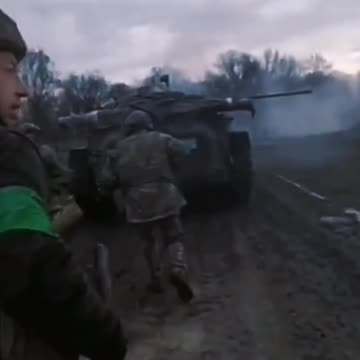 (Must-See)Insane Footage from Ukrainian Militant