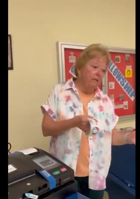 “Nothing Is Working” – Arizona Poll Worker Responds to Maricopa County Tabulator Issues – Issues with Machines are Now Reported in Wickenburg, AZ