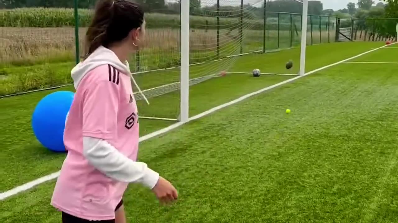 GIANT BALL PENALTY CHALLENGE 🔵😱