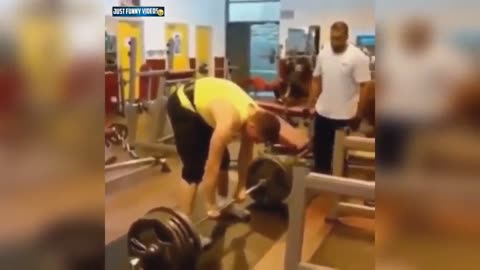 Stupid People in the Gym #Fails