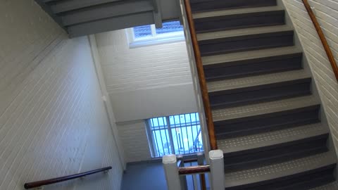 3895FHOB05Stair7_2021-01-05_07h47min32s397ms.mp4