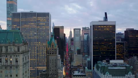 New York in 8K ULTRA HD - Capital of Earth