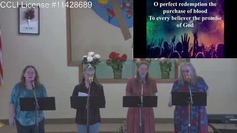 Moose Creek Baptist Church sings “To God be the Glory“ During Service 5-01-2022