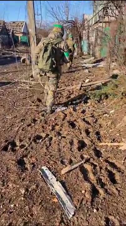 Prchající skupinky Ukrajinské armády z Bachmutu