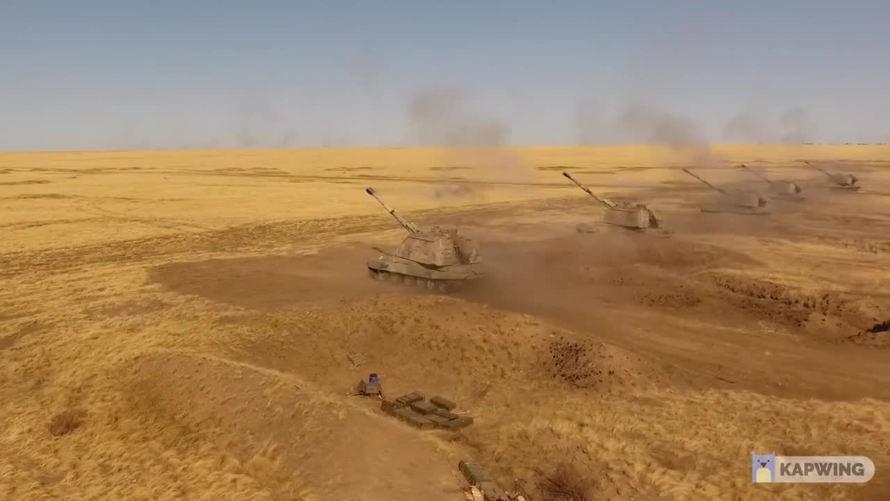 Russian self-propelled artillery howitzer 2S19 "Msta-S" in action Live Fire